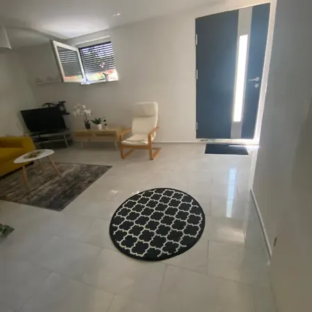 Camy Apartman