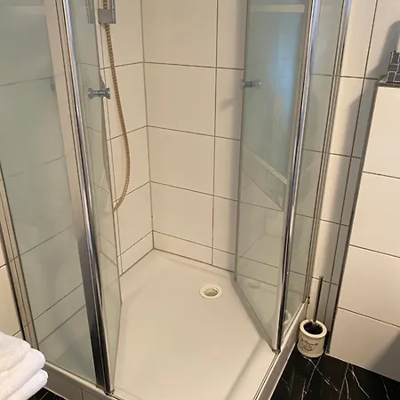 Camy קיפנהיים